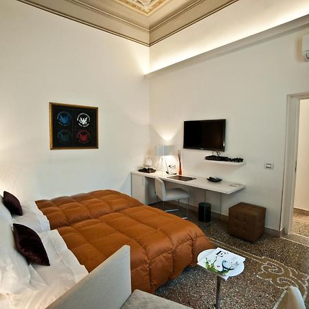 Bed and Breakfast Town House Cavour à Reggio de Calabre Chambre photo