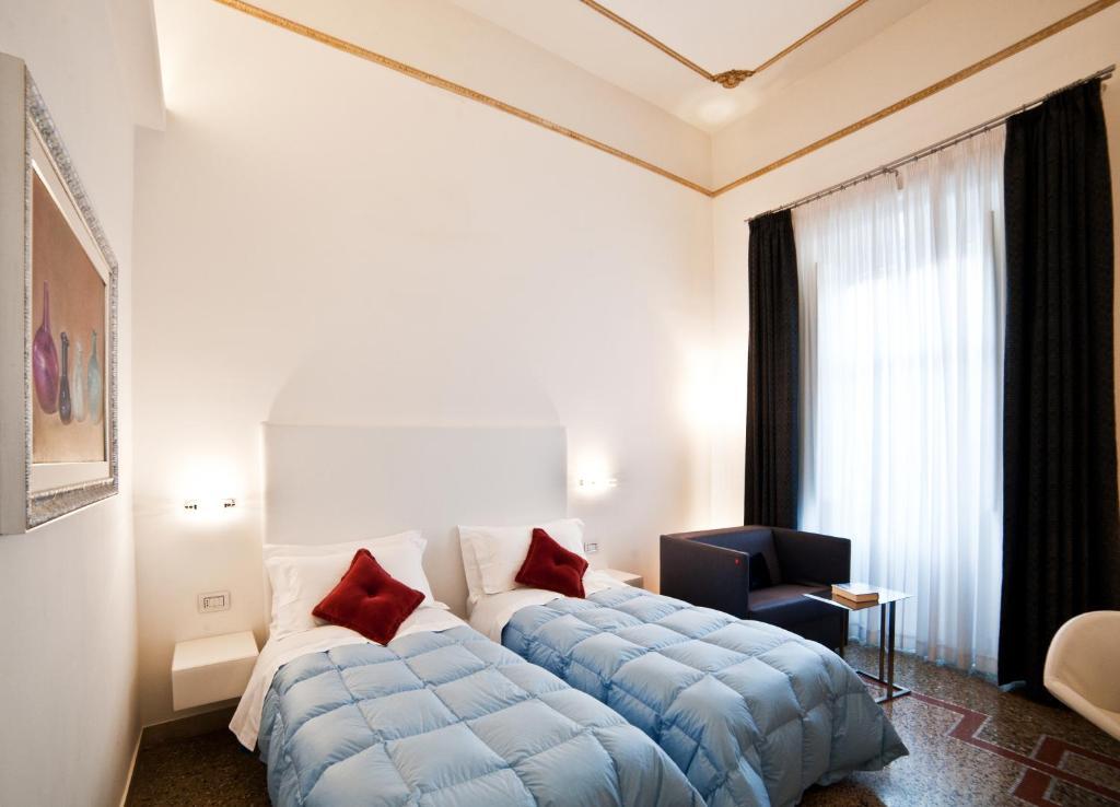 Bed and Breakfast Town House Cavour à Reggio de Calabre Chambre photo