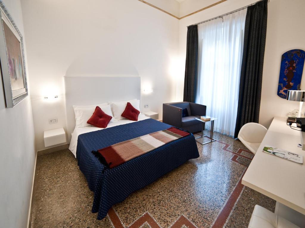 Bed and Breakfast Town House Cavour à Reggio de Calabre Chambre photo