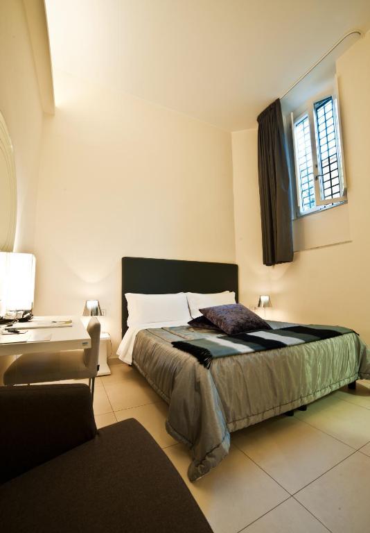 Bed and Breakfast Town House Cavour à Reggio de Calabre Chambre photo