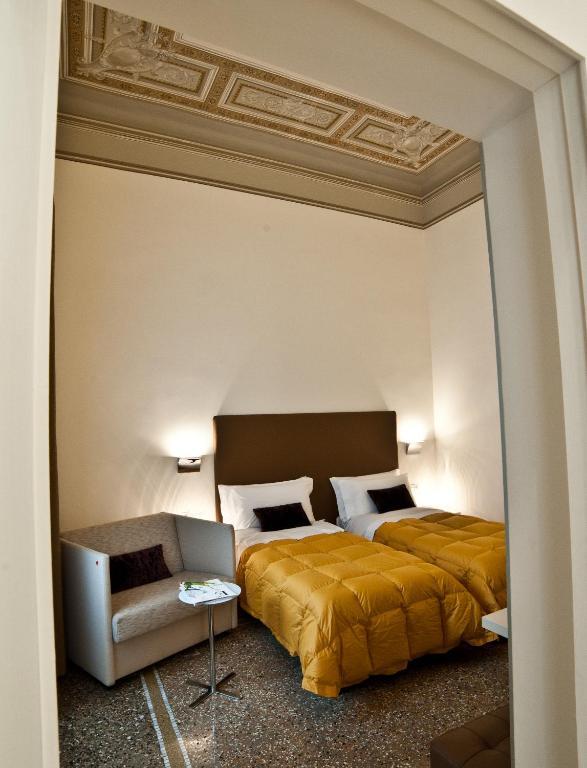 Bed and Breakfast Town House Cavour à Reggio de Calabre Chambre photo